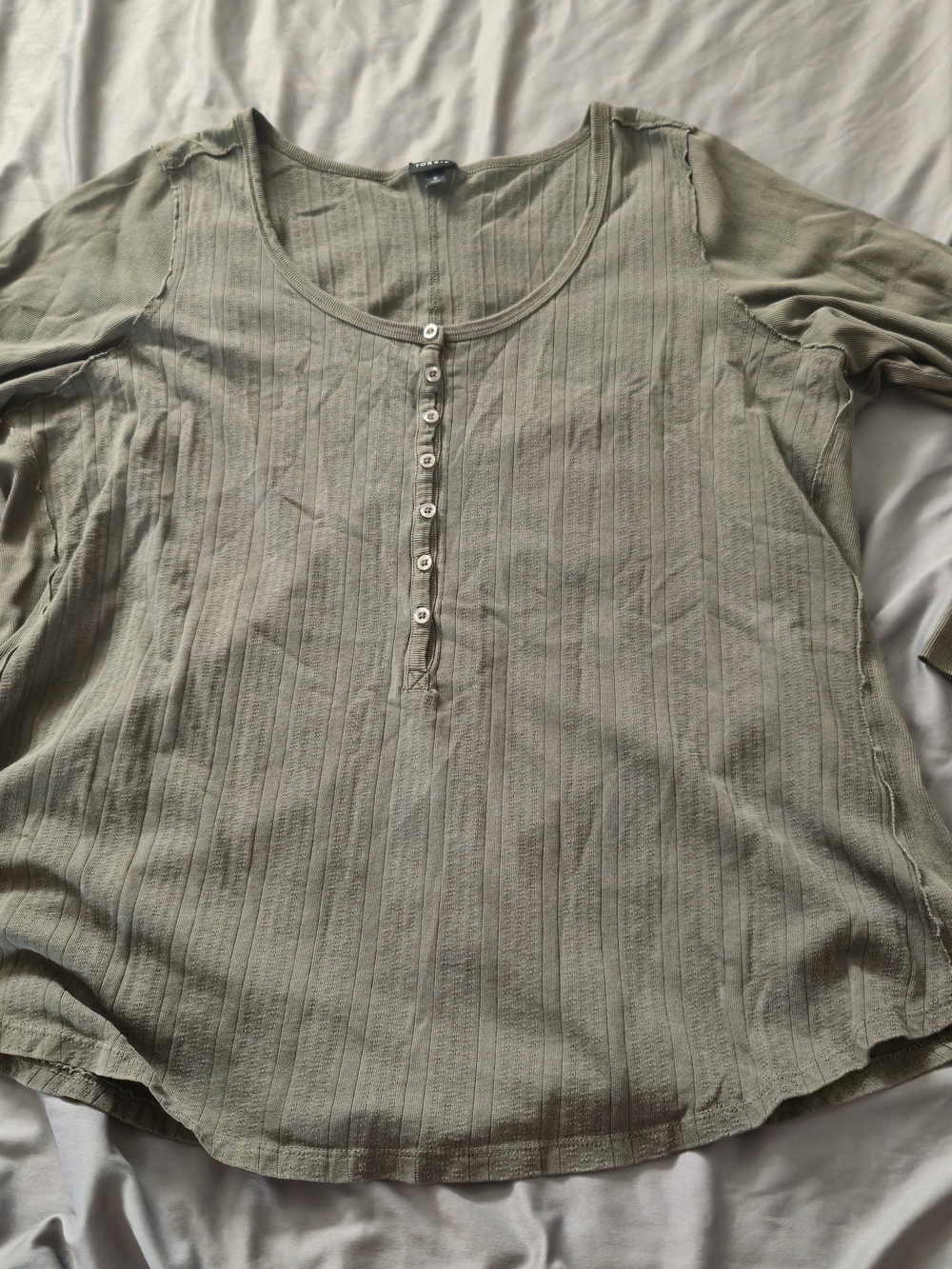 Torrid Waffle Snap Henley Top Womens 5 Olive Green Long Sleeve Lagenlook Minimal